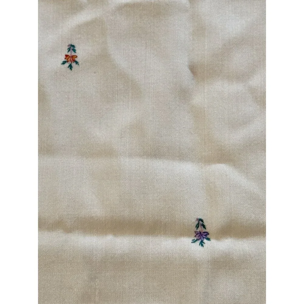 Vtg Paisley Embroidered Tablecloth Table Runner Colorful‎ Floral 23